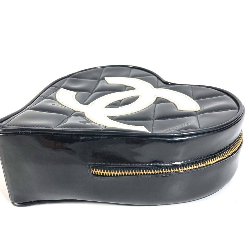 Chanel Handbag Heart CC Logo Quilted Chain Enamel Black — view 3