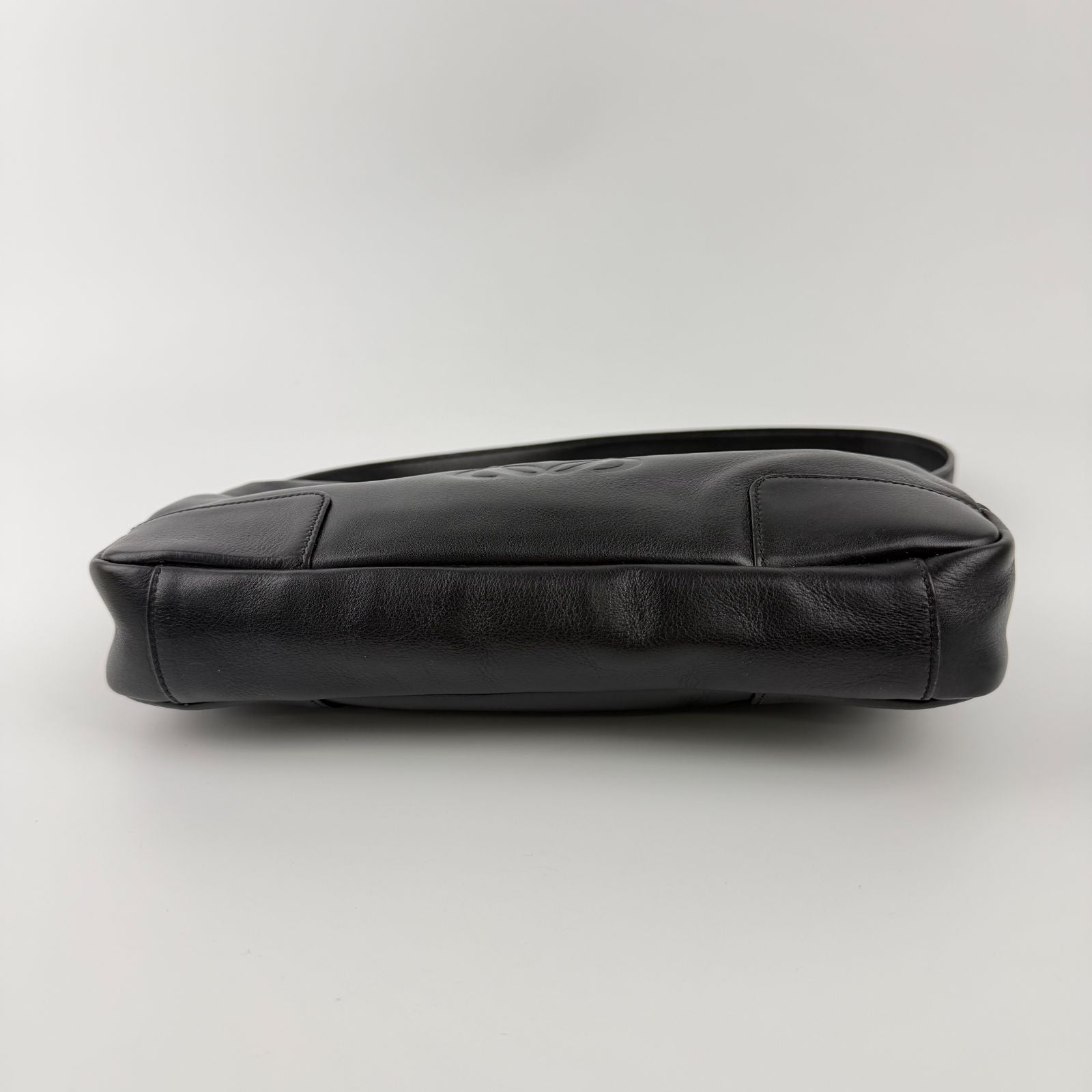 Loewe Anagram Shoulder Bag Black Leather Vintage — view 6