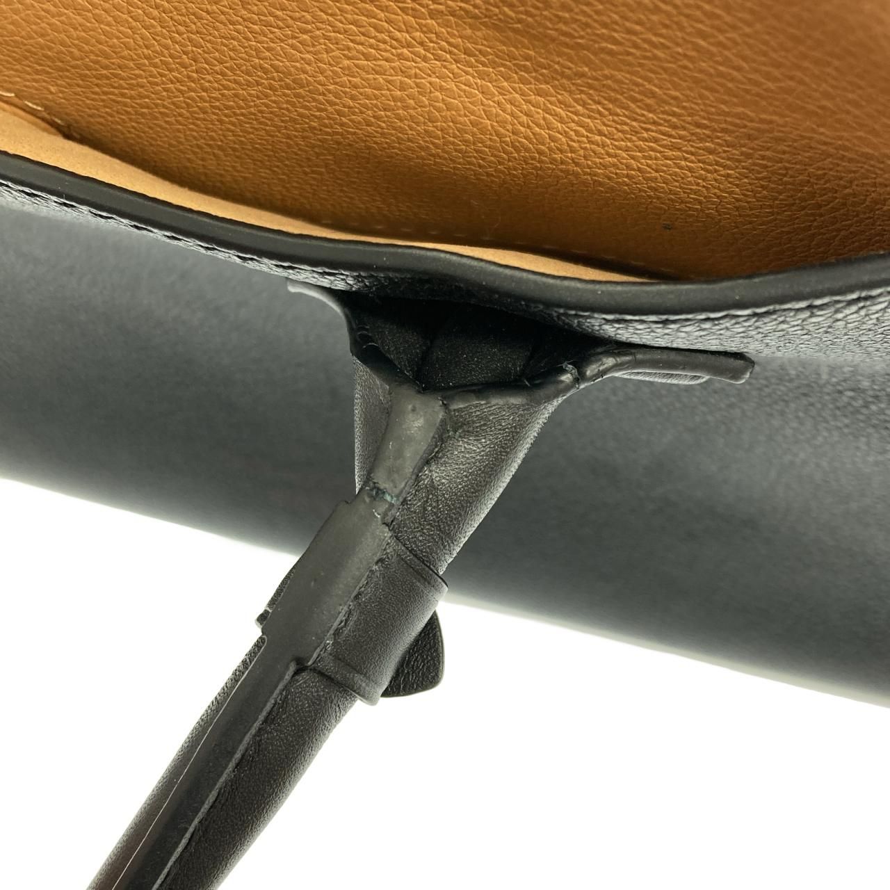 Louis Vuitton Monogram on My Side — view 7