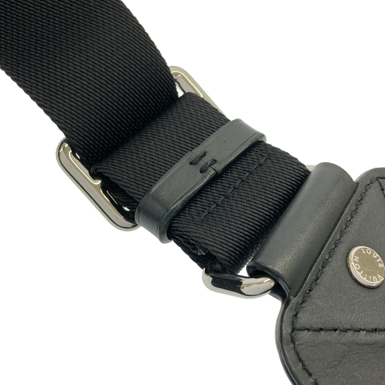 Louis Vuitton Damier Infini Avenue Sling — view 8