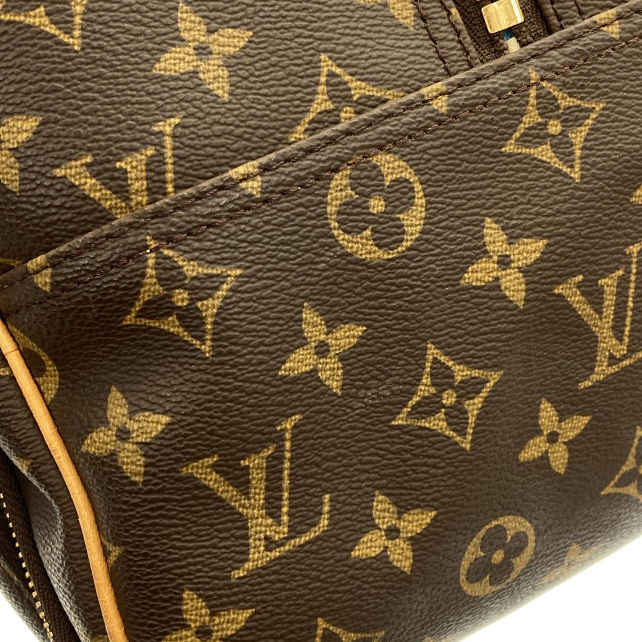 Louis Vuitton Monogram Evasion — view 4