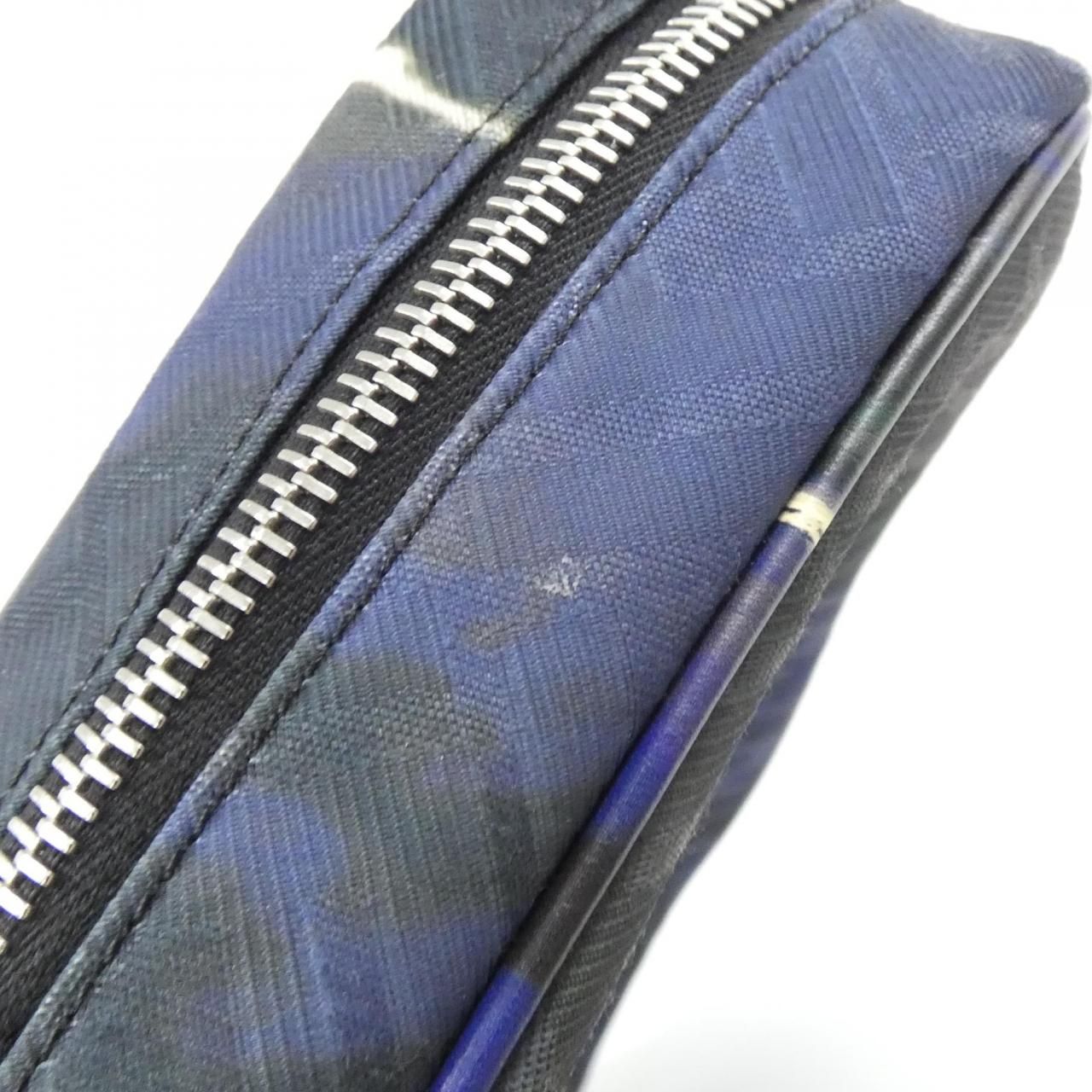Fendi Ahue Pouch Silver — view 3