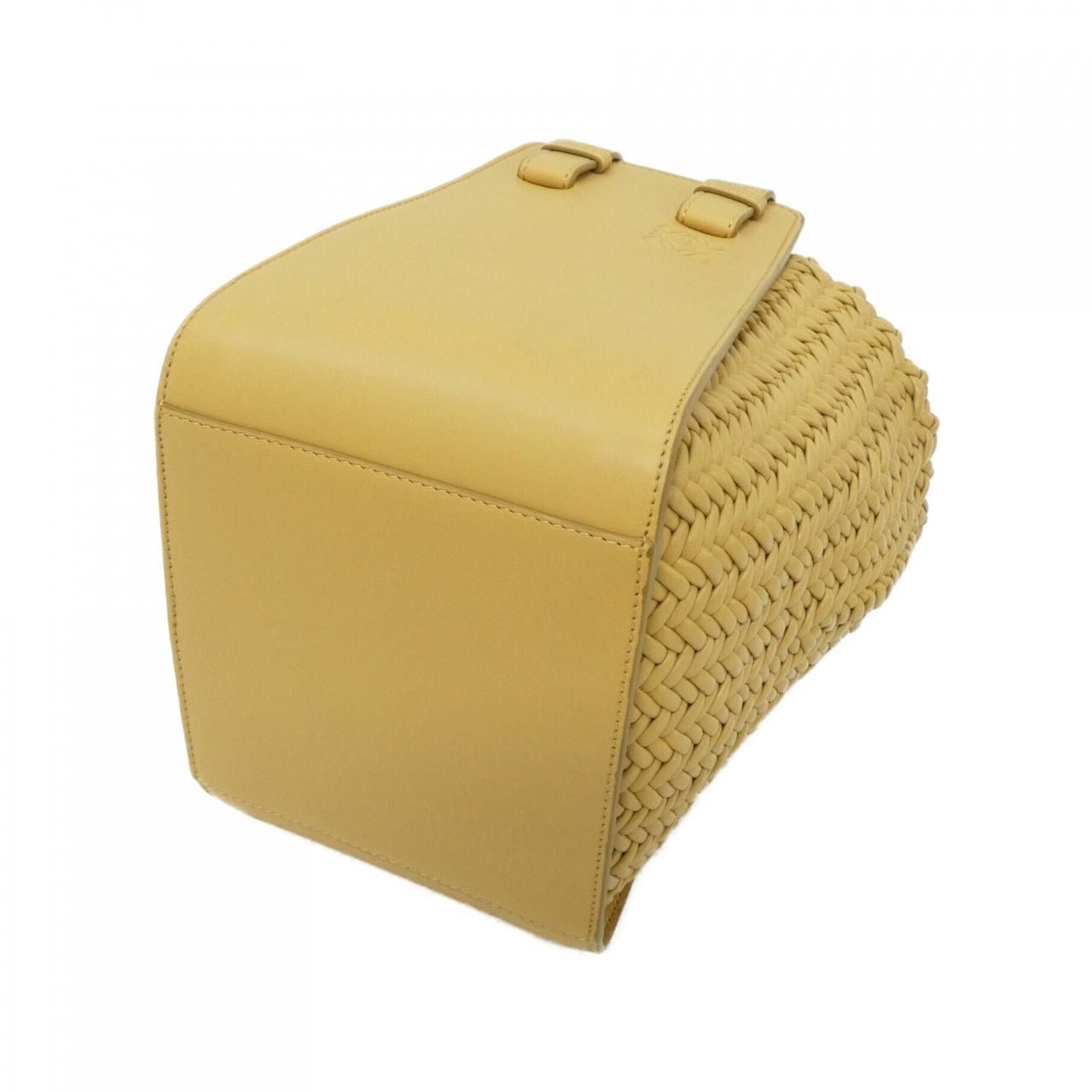 Loewe Hammock Compact Shoulder — view 3
