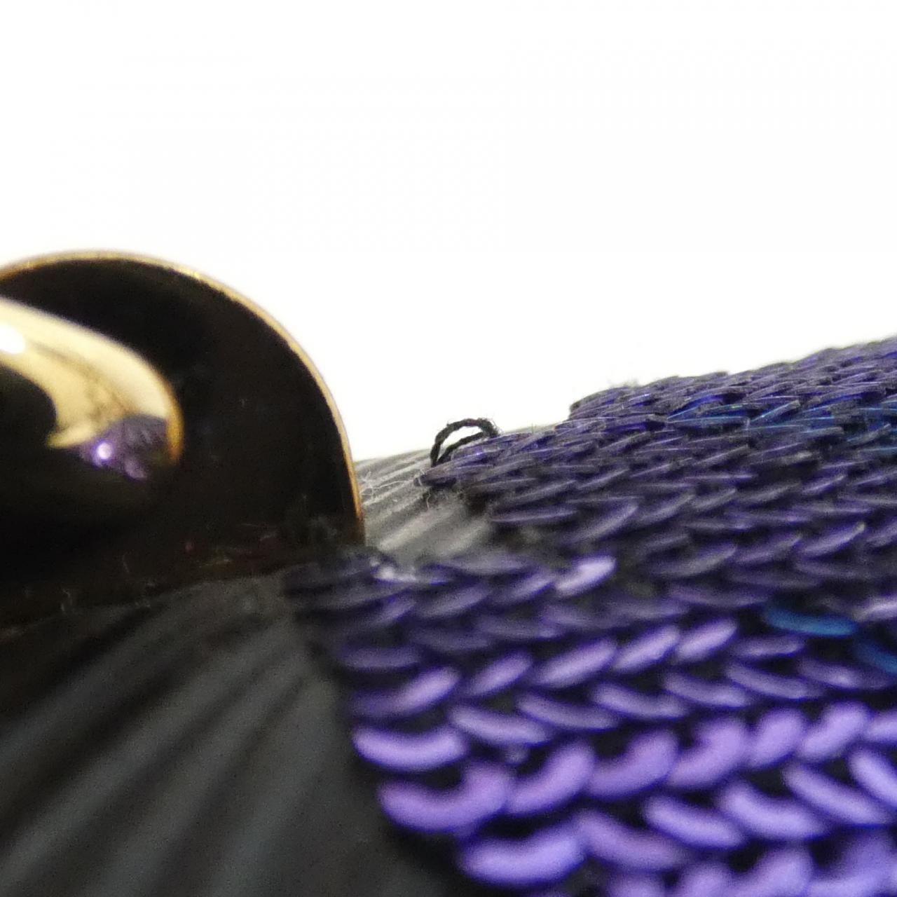 Louis Vuitton Twist Shoulder — view 5
