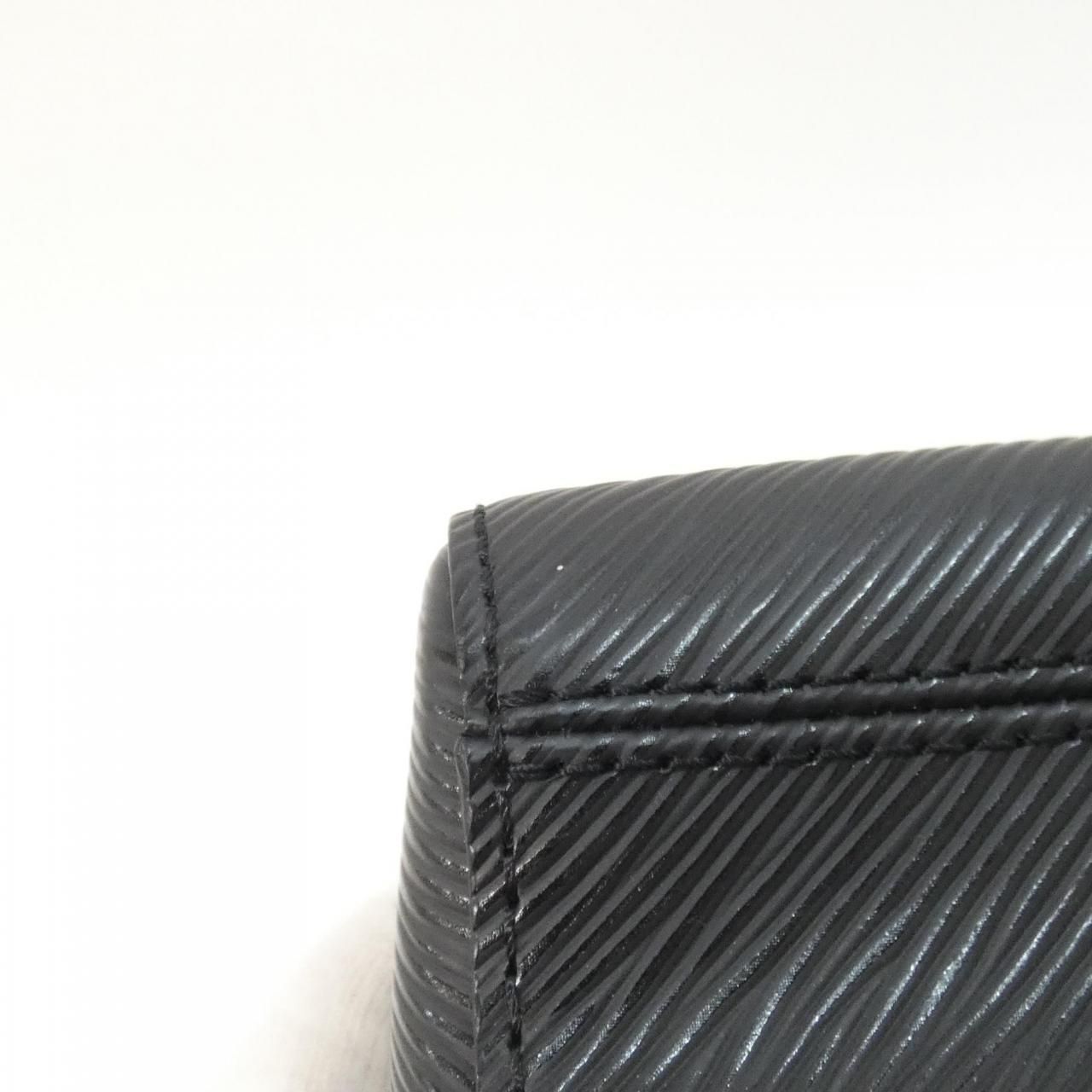 Louis Vuitton Twist Shoulder — view 3