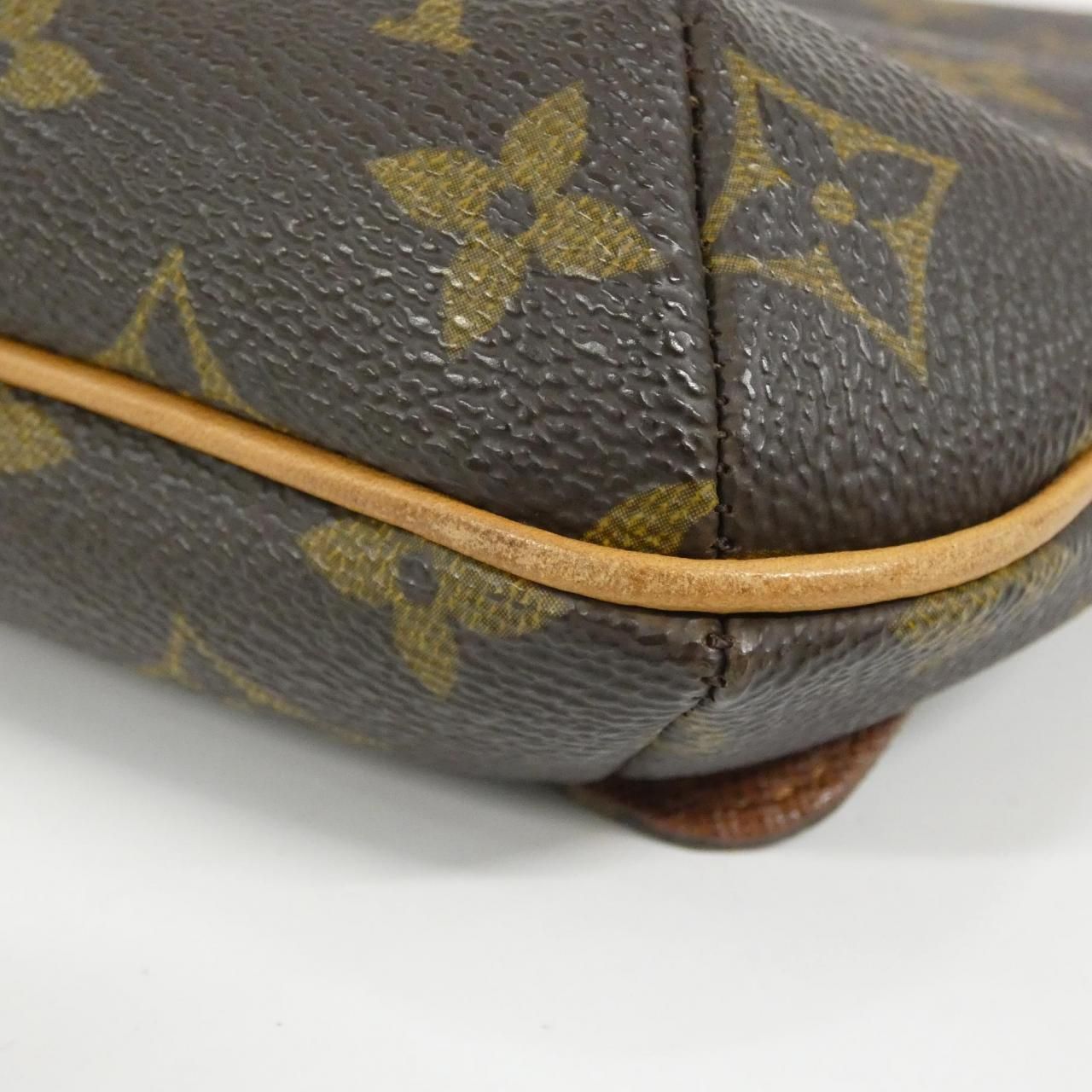 Louis Vuitton Monogram Musette Tango Shoulder — view 3