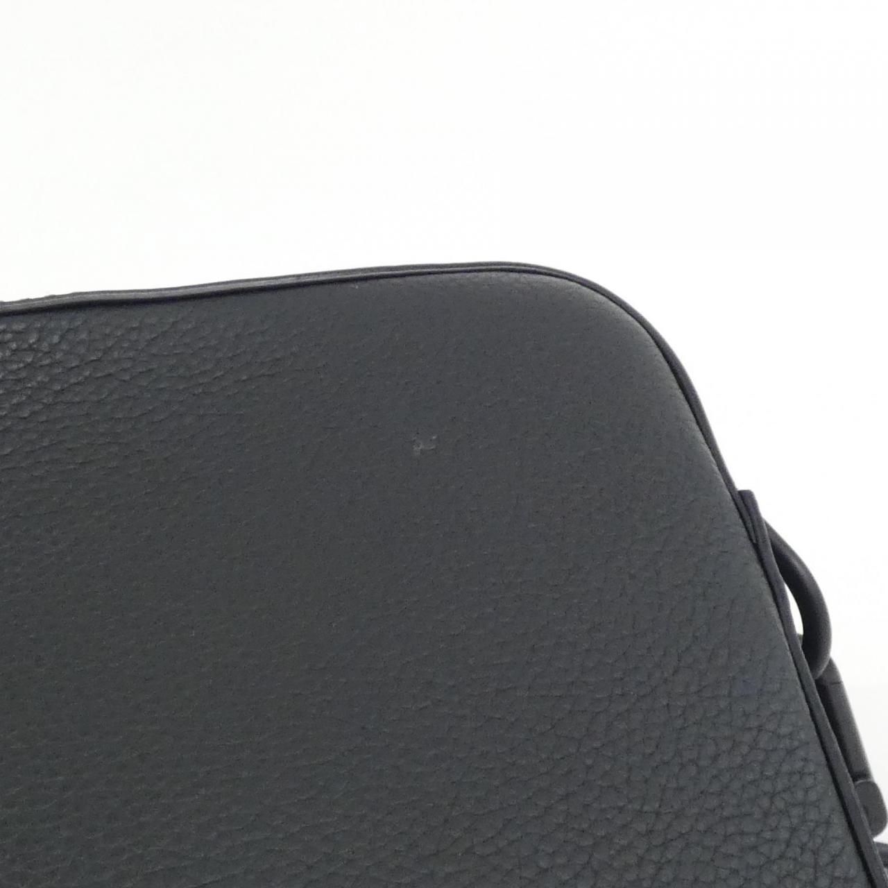 Louis Vuitton LV Aerogram Fast Line Messenger Shoulder — view 5