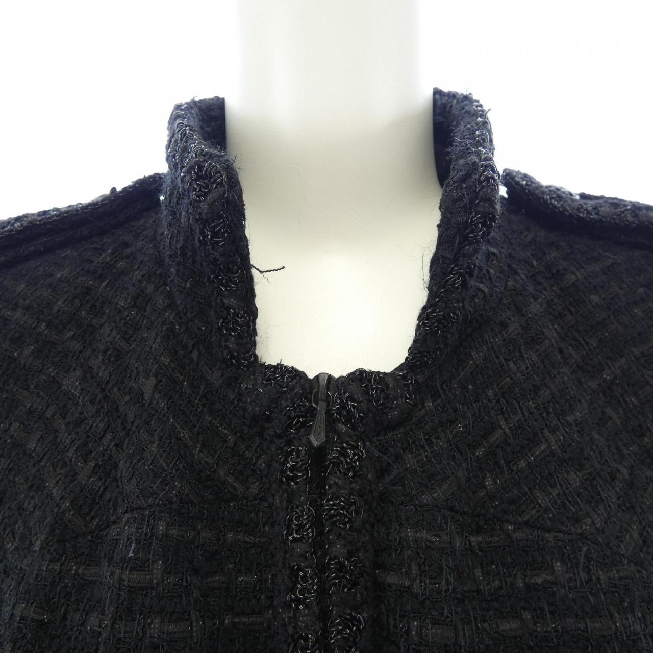 Chanel Vintage 06c Jacket — view 5