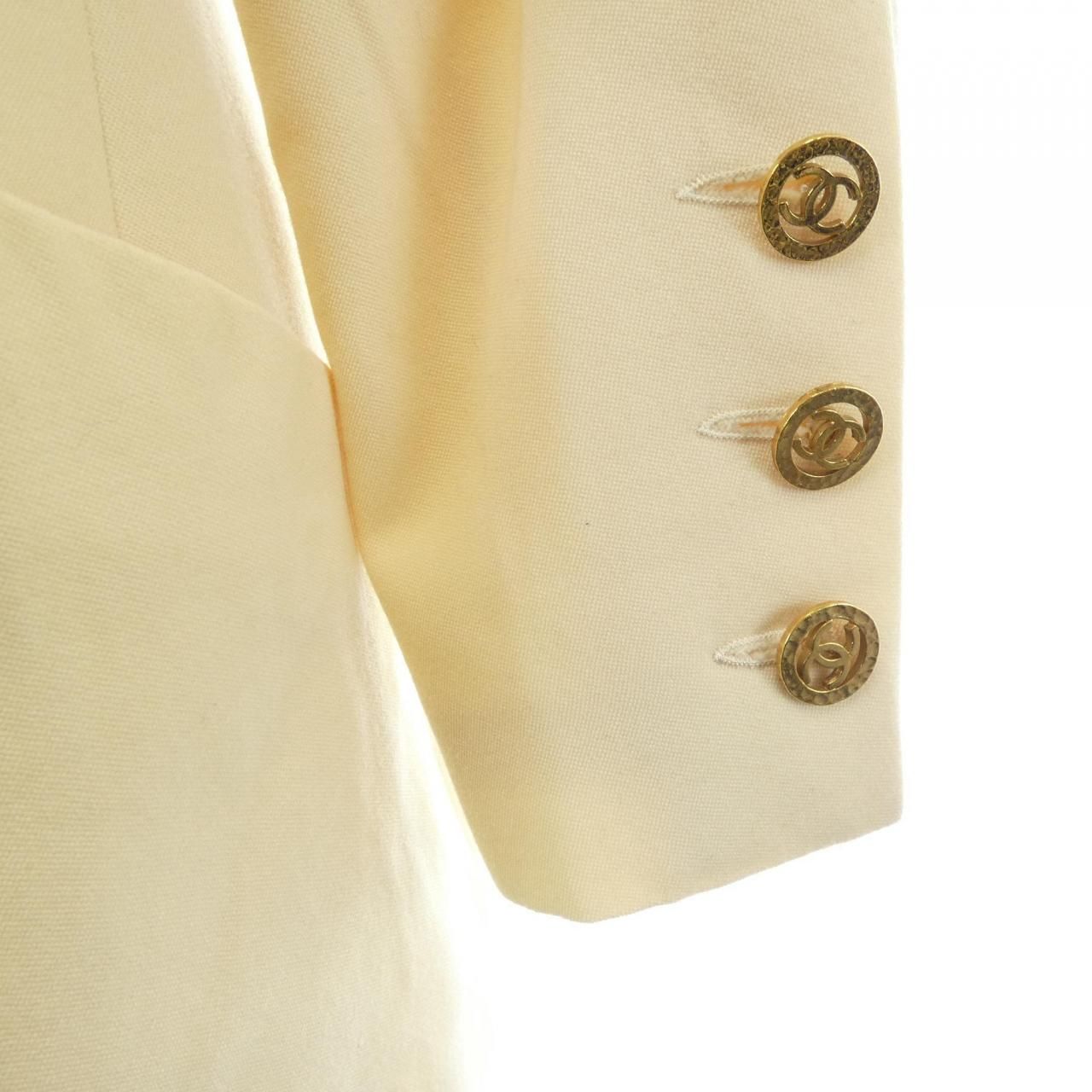 Chanel Vintage 93c Jacket — view 5