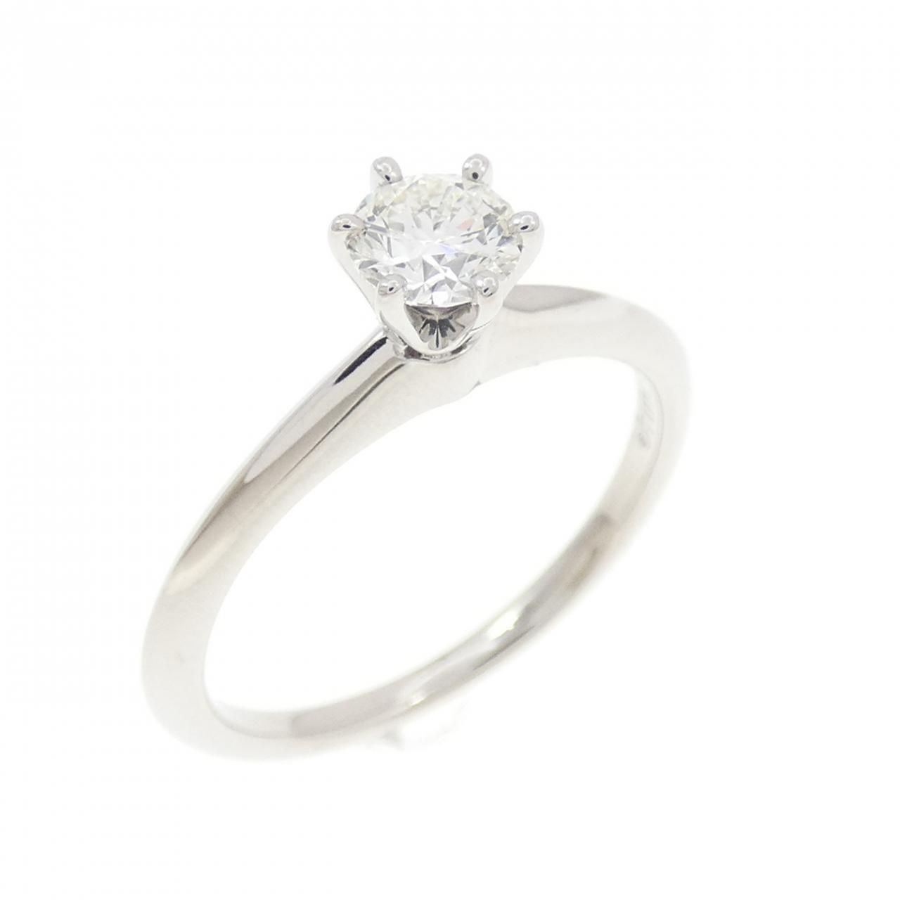 Tiffany & Co Classic Solitaire Ring