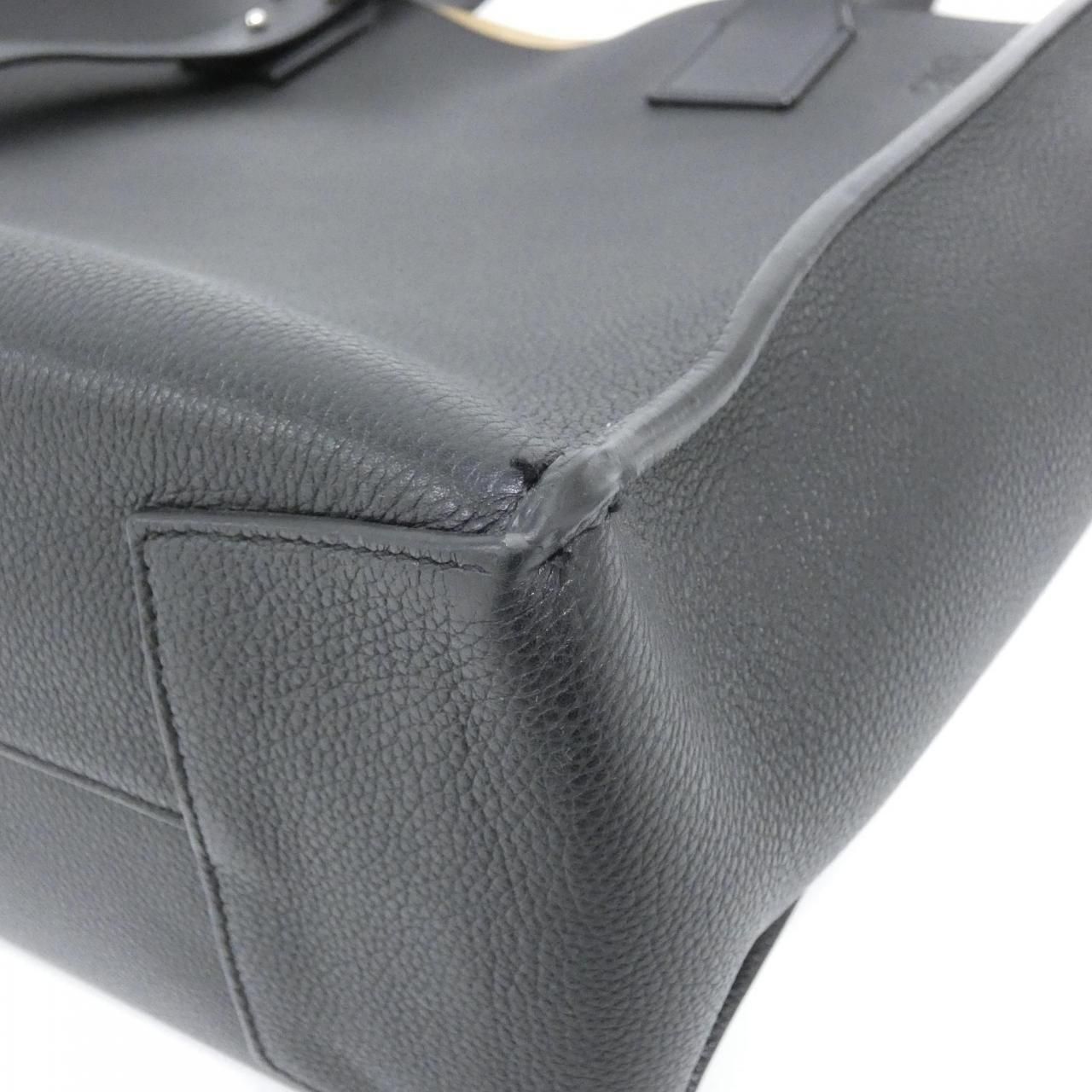 Loewe Buckle Zip Tote — view 3