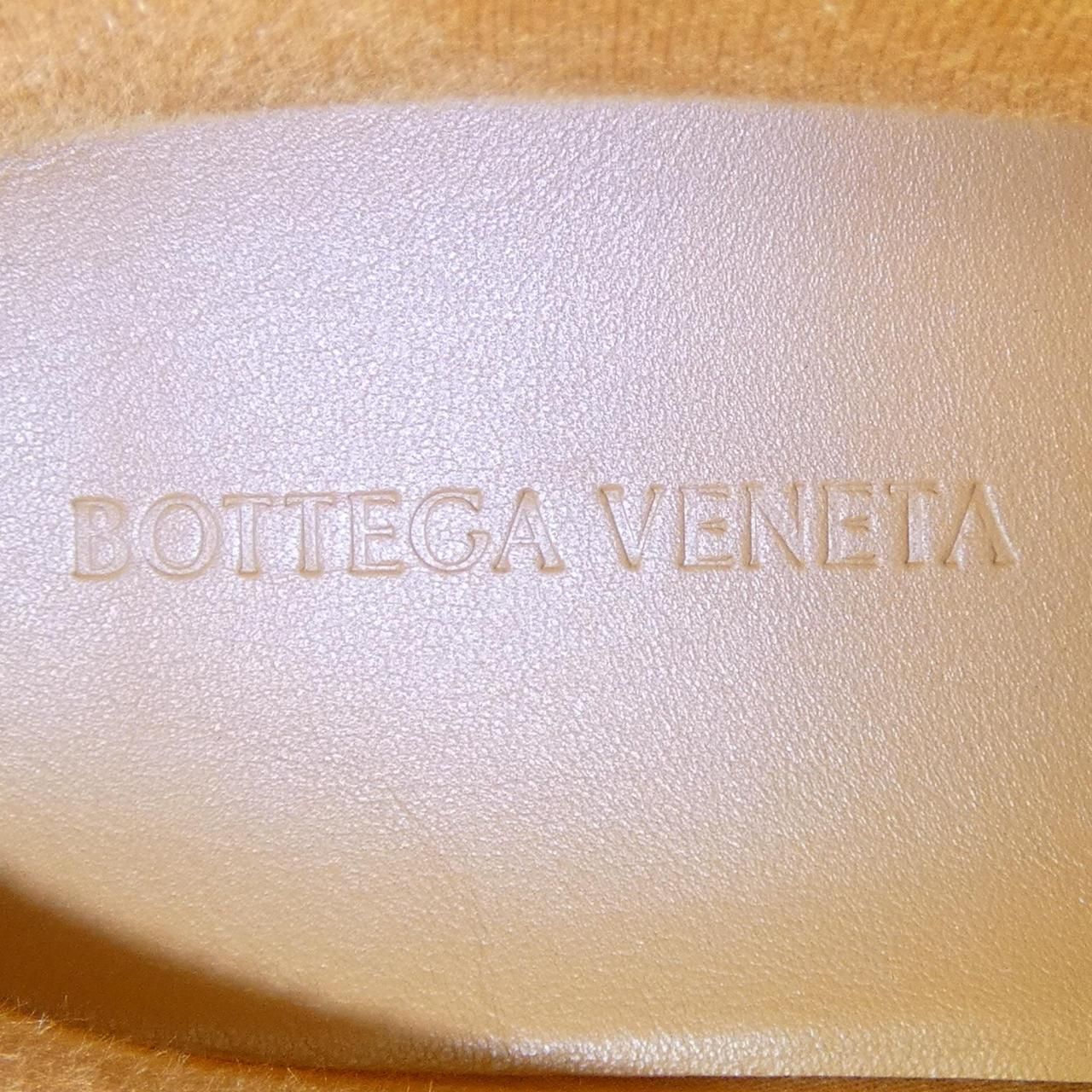 Bottega Veneta Boots Beige — view 6