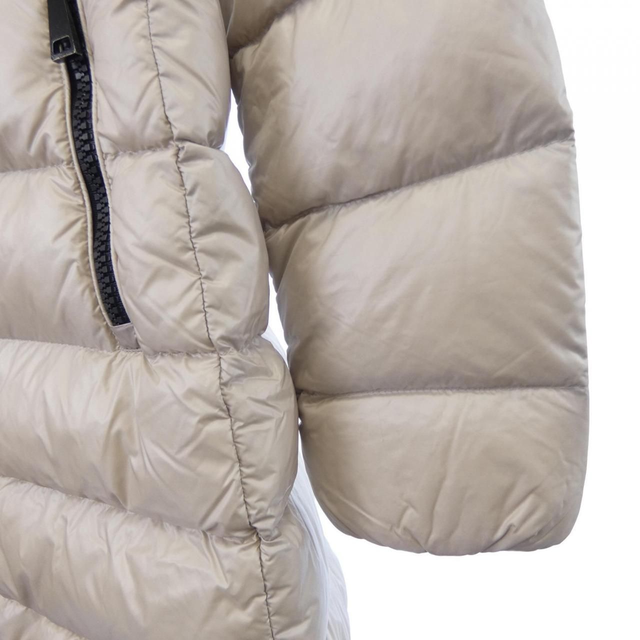 Moncler Suyen Down Coat — view 7