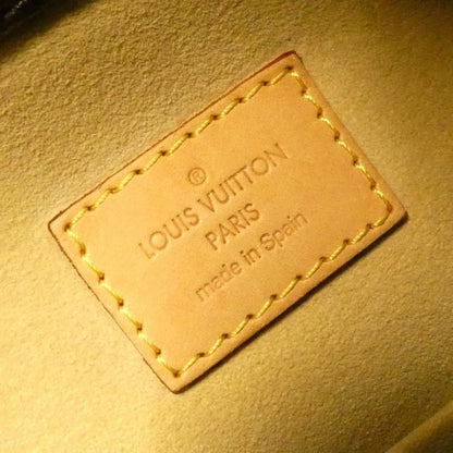 Louis Vuitton Monogram Artsy Shoulder — view 8