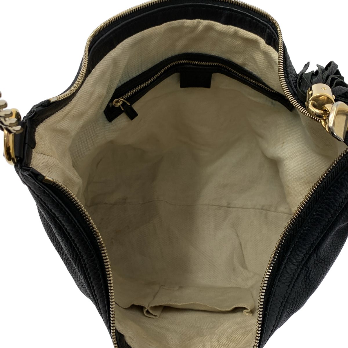 Gucci Soho Interlocking Chain Shoulder Bag Black — view 5