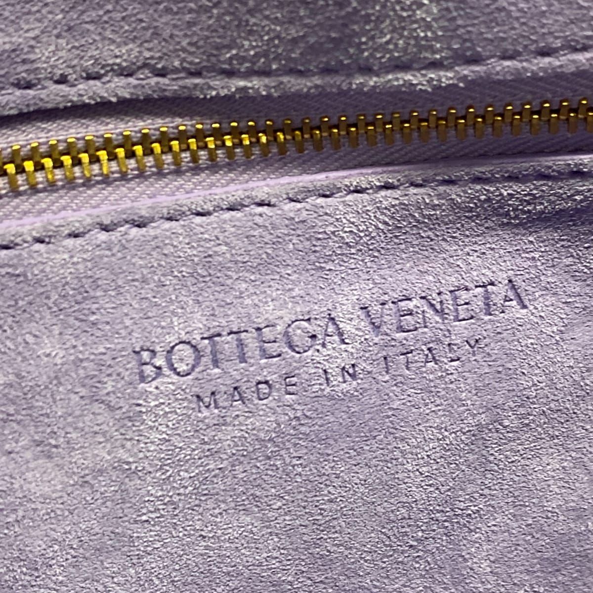 Bottega Veneta Shoulder Bag Cassette Light Purple Leather — view 9