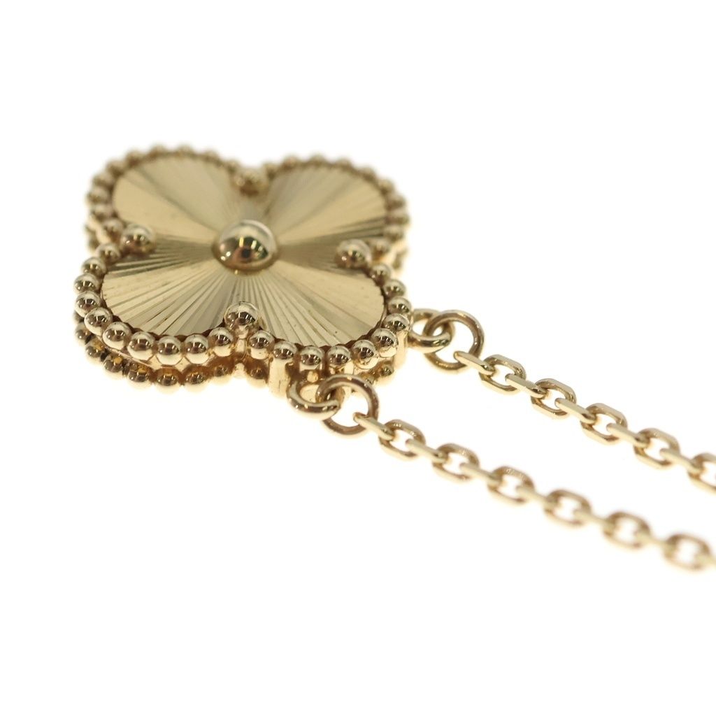 Van Cleef & Arpels Vintage Alhambra Guilloche Pendant Chain Gold — view 5