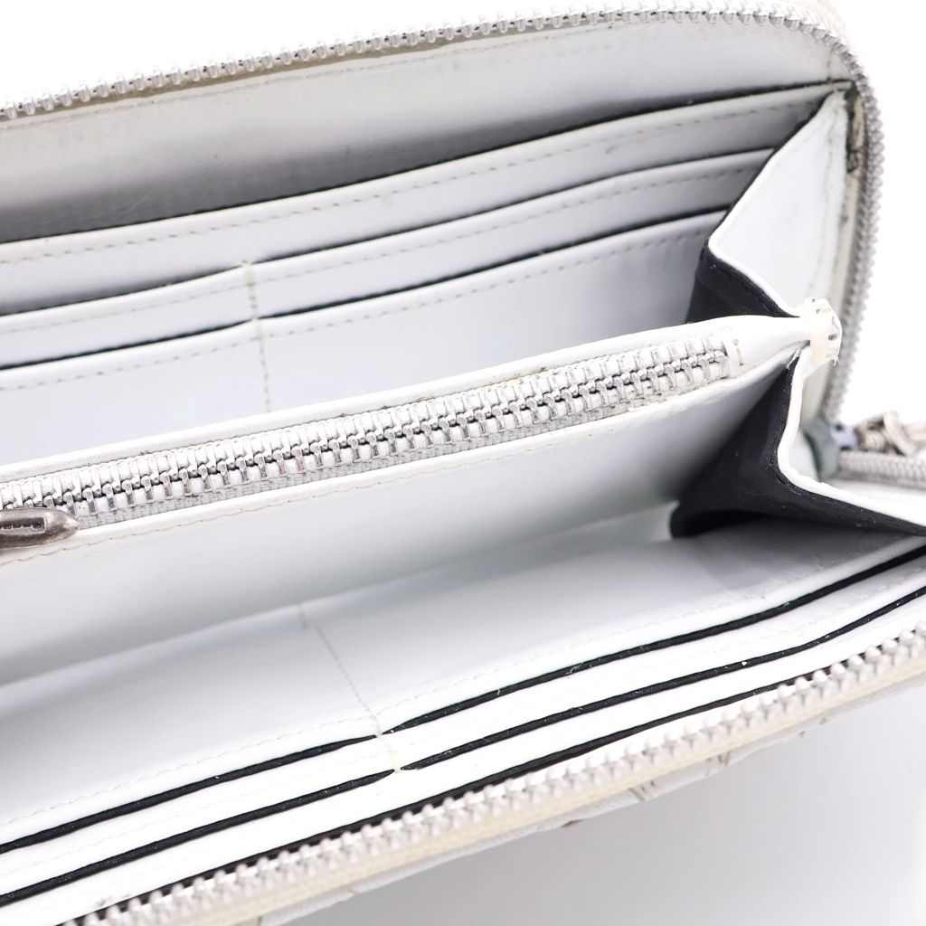 Chrome Hearts Rec Zip Quilted Wallet Cemetery Cross Leather White — view 4