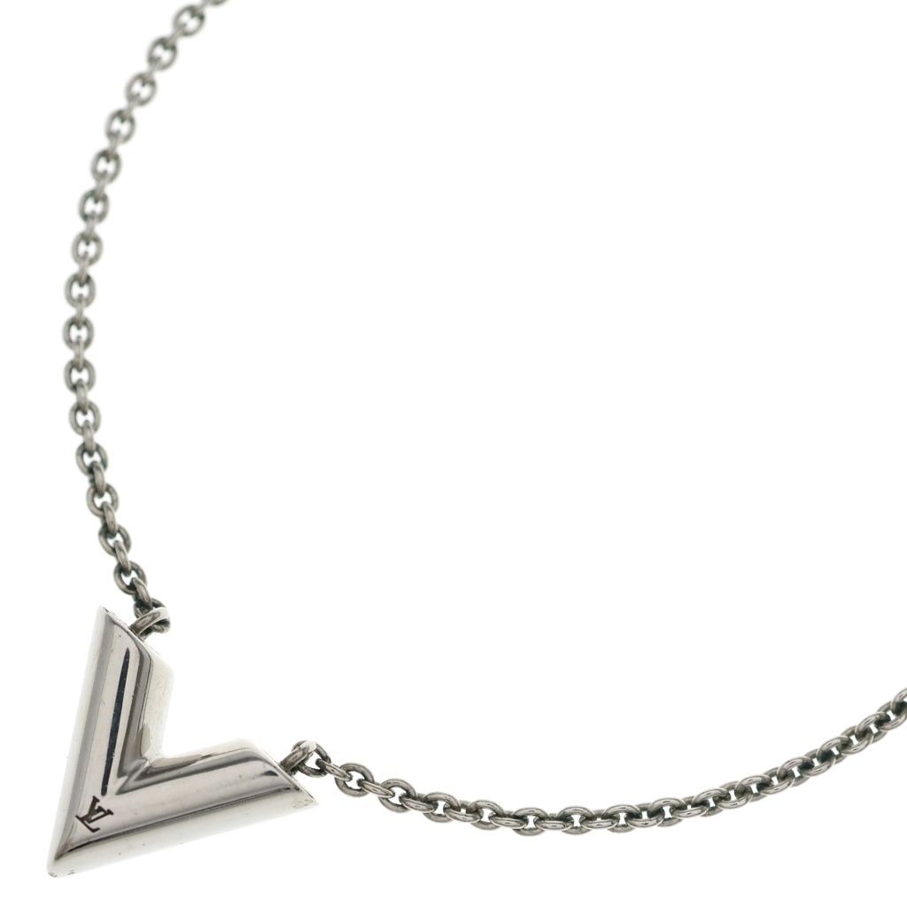 Louis Vuitton Essential LV Logo Motif Chain Necklace Silver