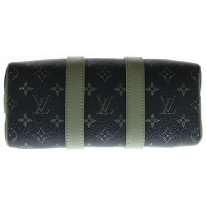 Louis Vuitton Monogram Gradient Keepall Bandouliere 25 2-Way Shoulder Bag Light — view 4