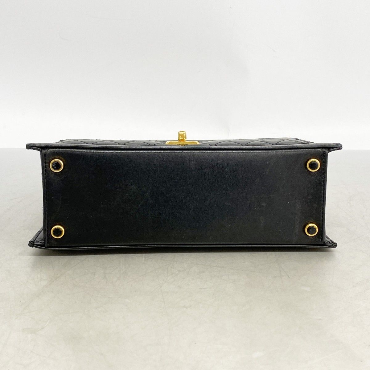 Chanel Shoulder Bag Quilted Lambskin Black Gold — view 3