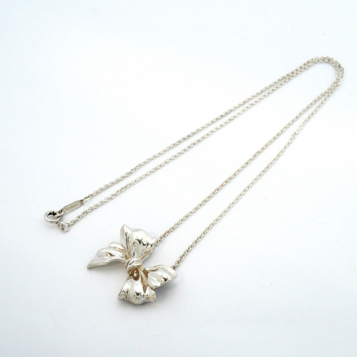Tiffany & Co Necklace Ribbon Silver — view 3