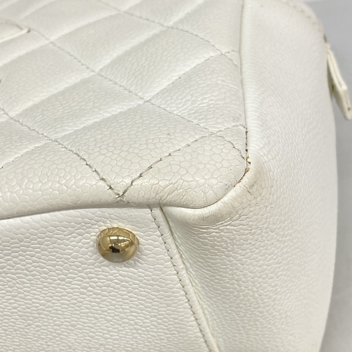 Chanel Chain Tote Quilted Caviar Leather White Champagne Gold — view 6