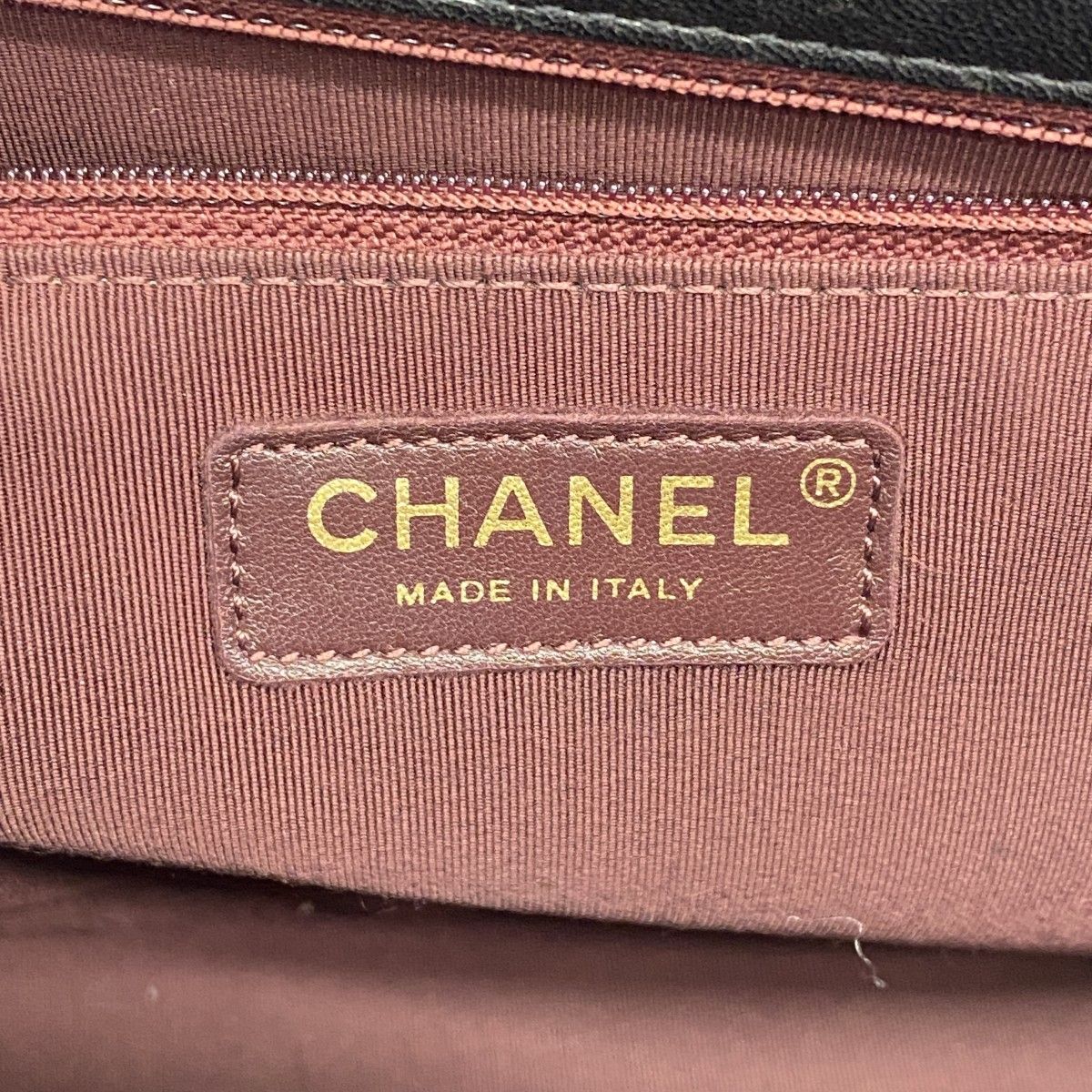 Chanel Shoulder Bag Quilted Lambskin Black Gold — view 5