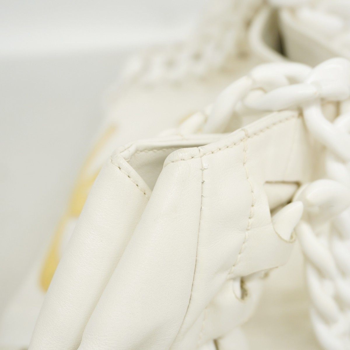 Chanel Tote Lambskin White Silver — view 8