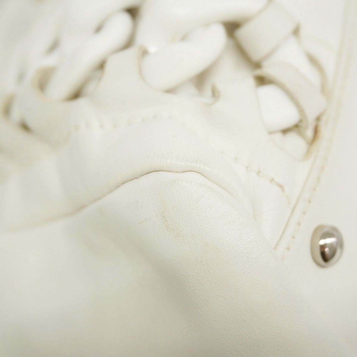 Chanel Tote Lambskin White Silver — view 7