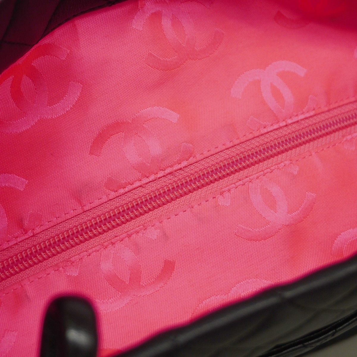 Chanel Tote Cambon Lambskin Patent Black Silver — view 9