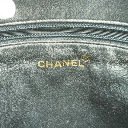 Chanel Shoulder Bag Caviar Leather Black Gold — view 5
