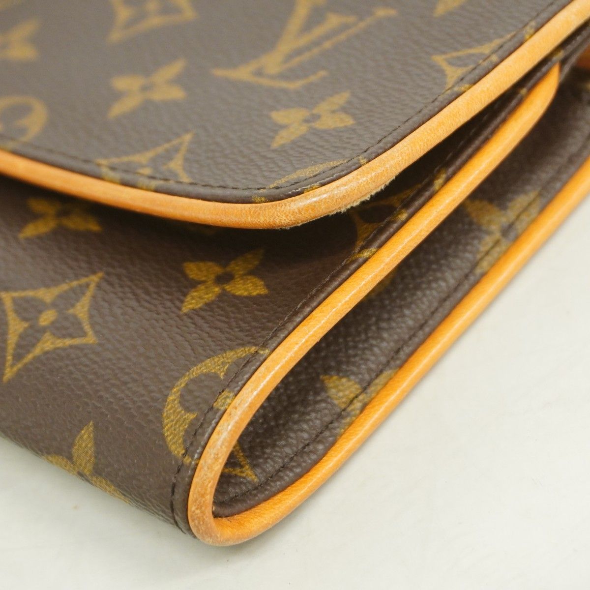 Louis Vuitton Shoulder Bag Monogram Pochette Twin GM Brown — view 6