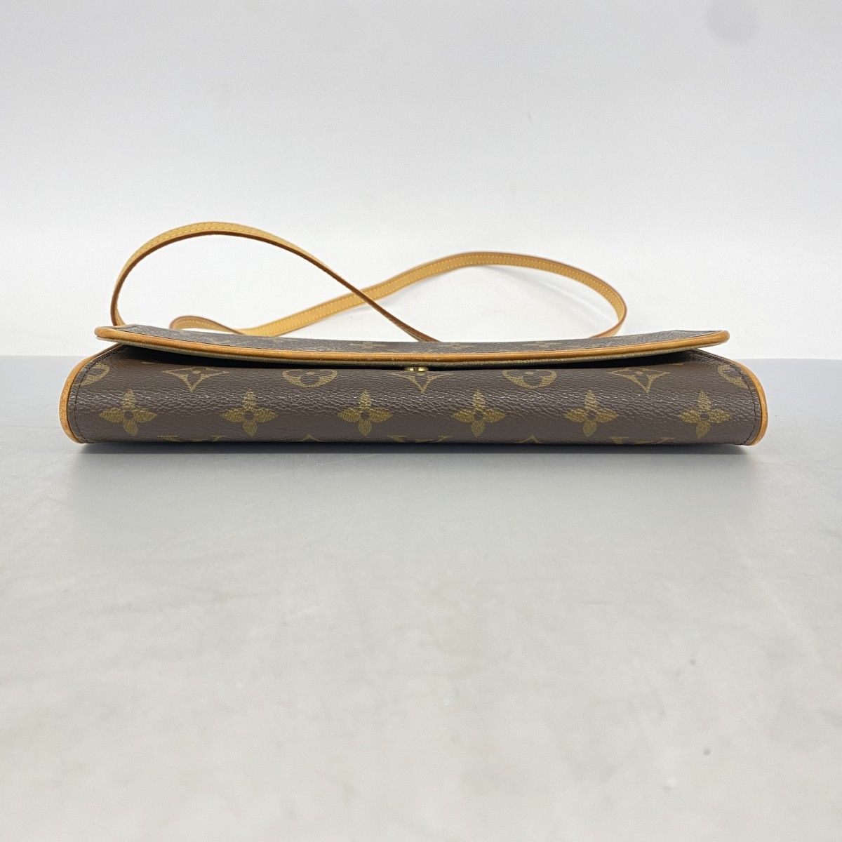 Louis Vuitton Shoulder Bag Monogram Pochette Twin GM Brown — view 3