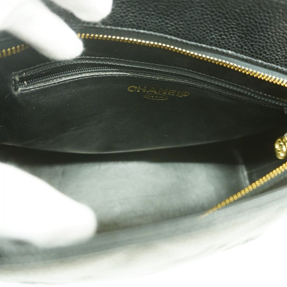 Chanel Tote Medallion Caviar Leather Black Gold — view 4