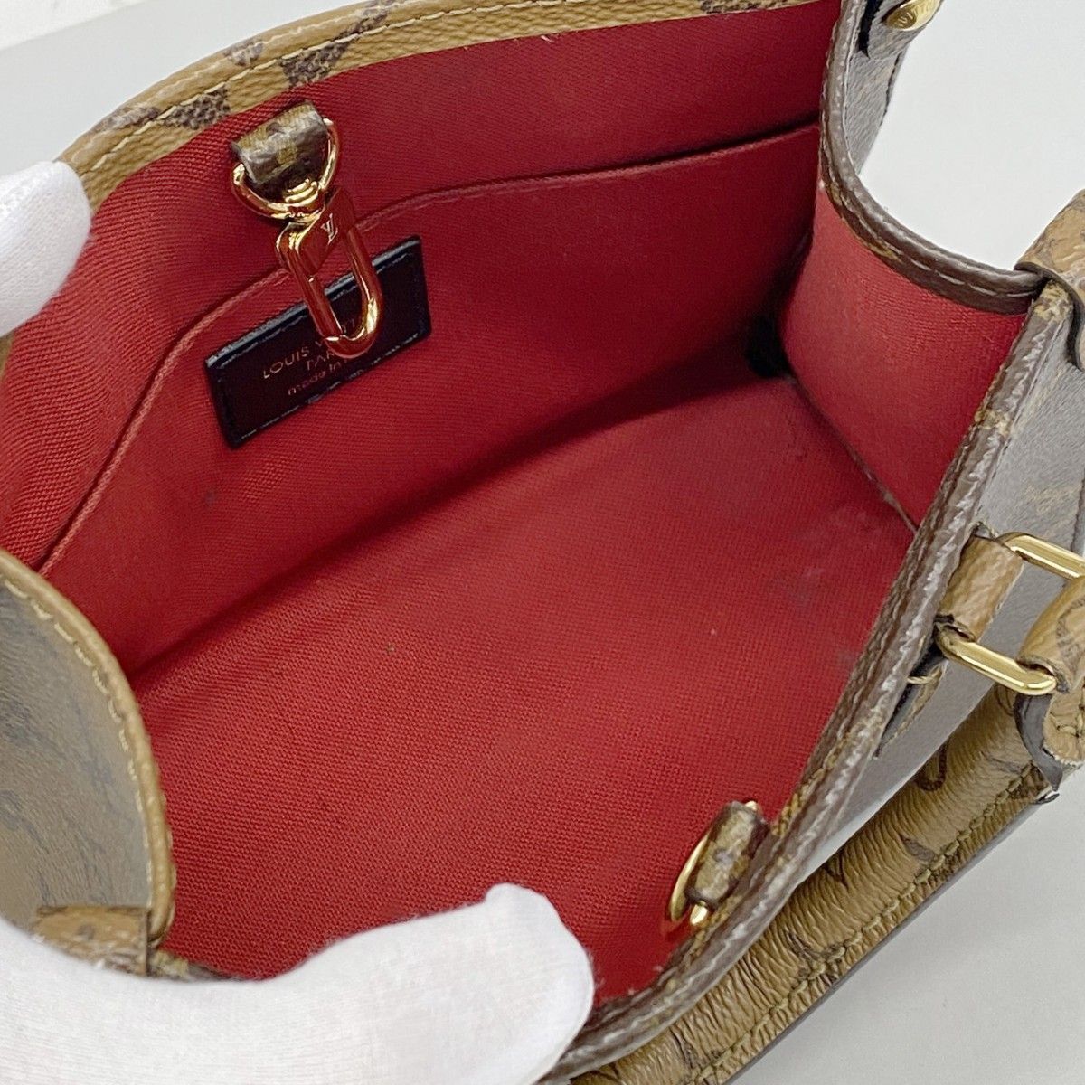 Louis Vuitton Handbag Monogram Giant Reverse On The Go BB Brown 2-Way — view 4