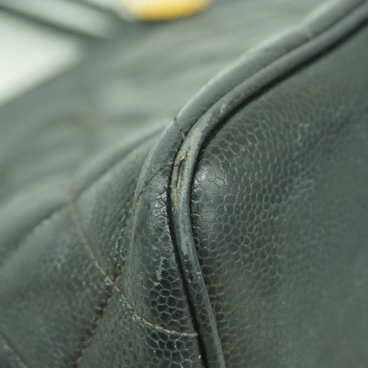 Chanel Tote Medallion Caviar Leather Black Gold — view 7