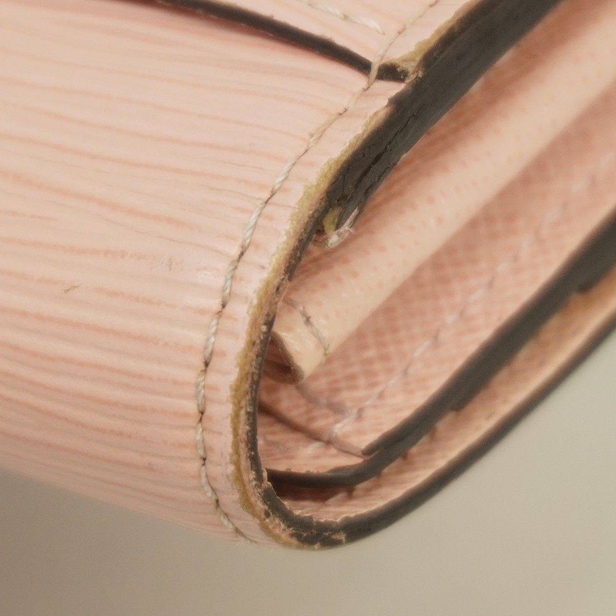 Louis Vuitton Wallet Epi Portefeuille Sarah Rose Velours — view 5