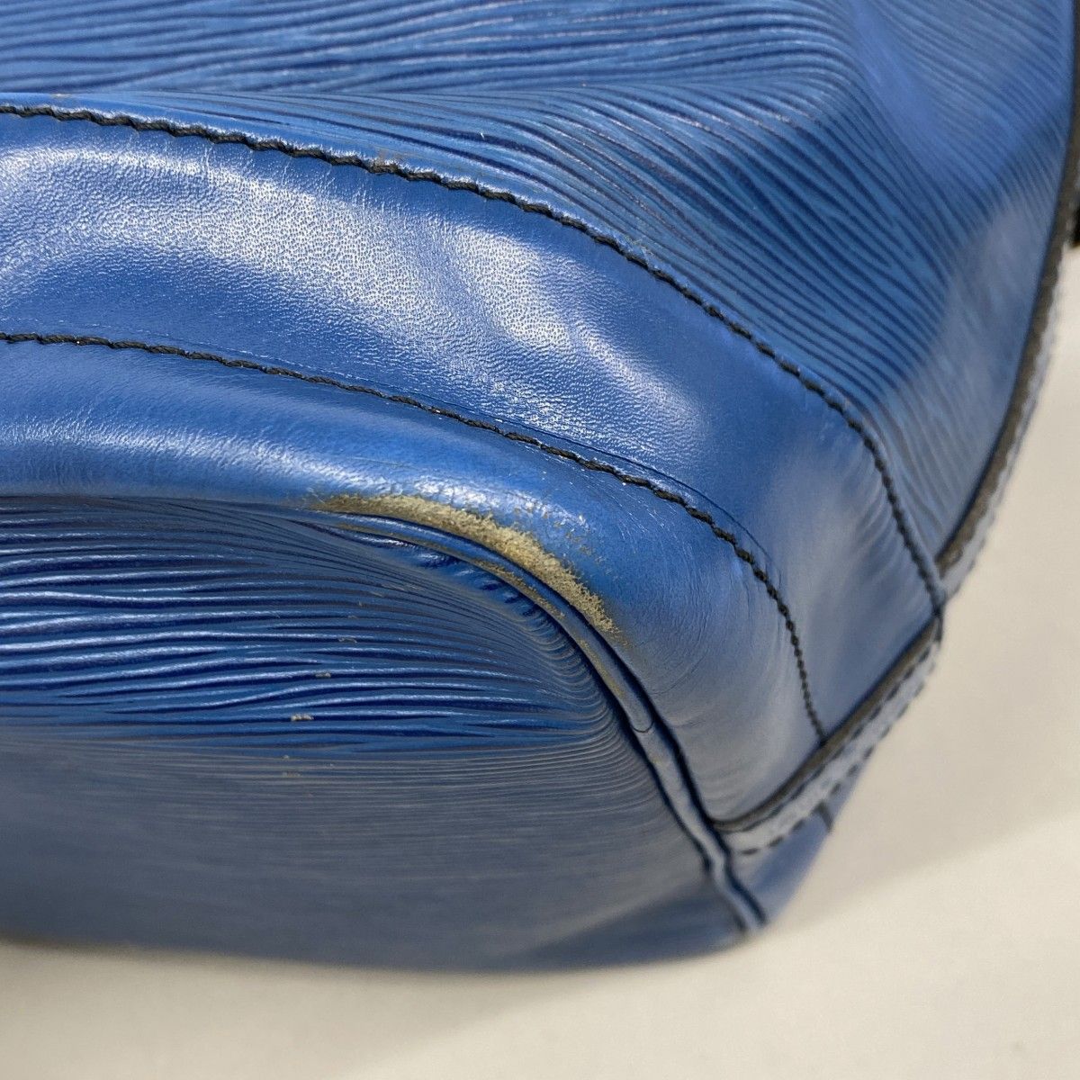 Louis Vuitton Shoulder Bag Epi Noe Toledo Blue — view 7