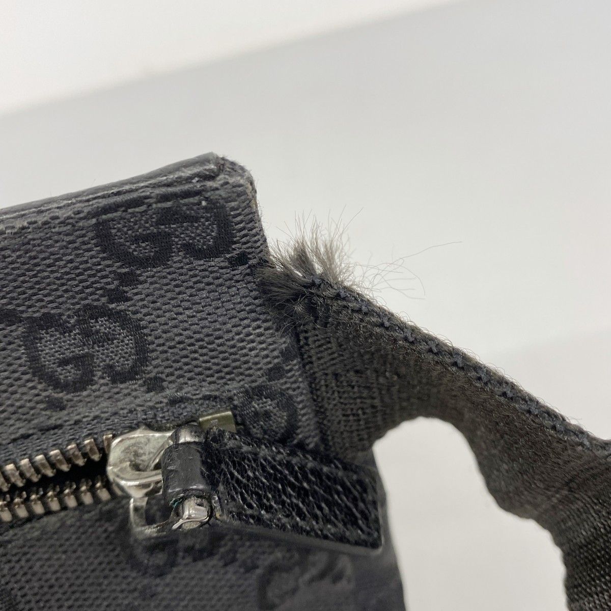 Gucci Waist Bag GG Canvas Black Silver — view 6