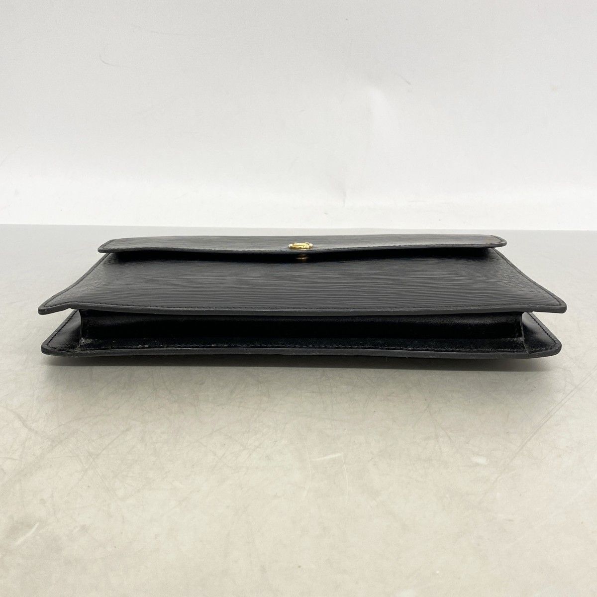 Louis Vuitton Clutch Epi Montaigne 27 Noir — view 3
