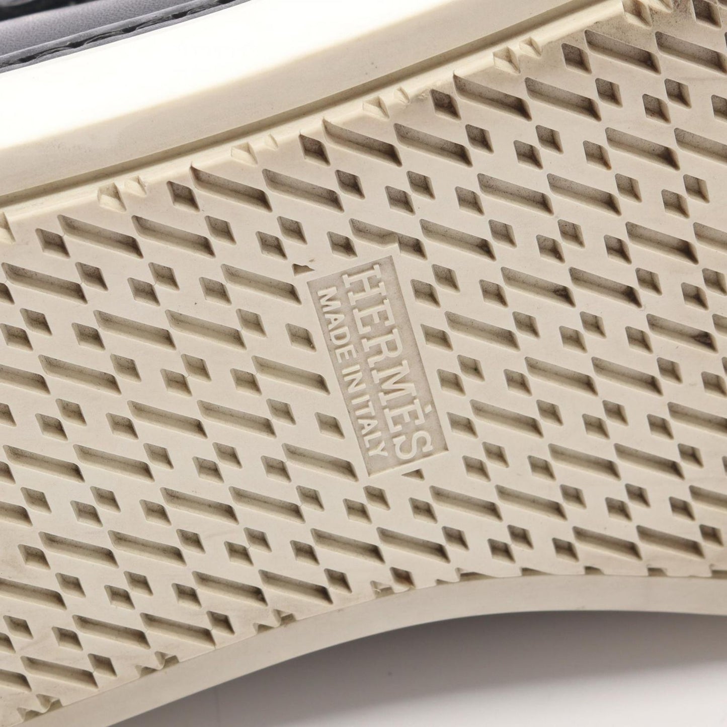 Hermes Sneakers Lenox Collier de Chien Studsbelt Leather — view 6