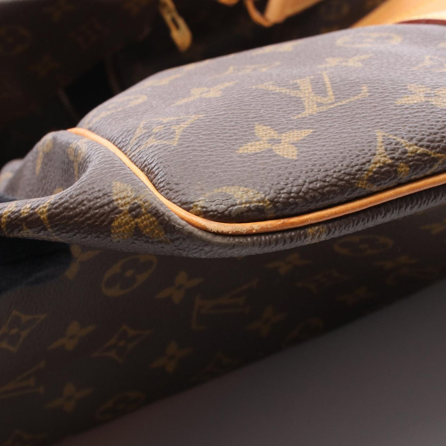 Louis Vuitton Boston Bag Keepall Bandouliere 60 Leather — view 7
