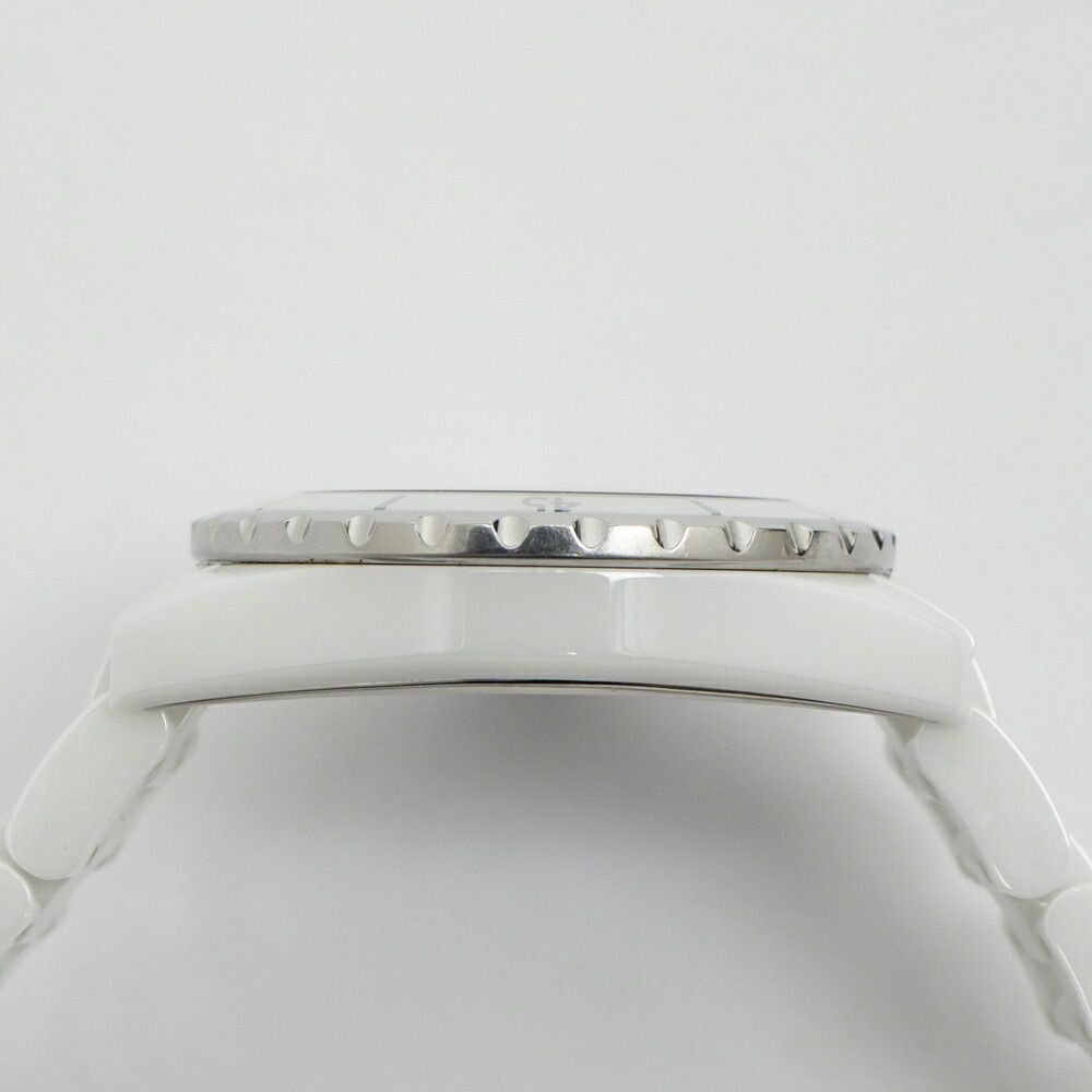 Chanel 38 White Ceramic Automatic Winding Regular Box Watch — view 6