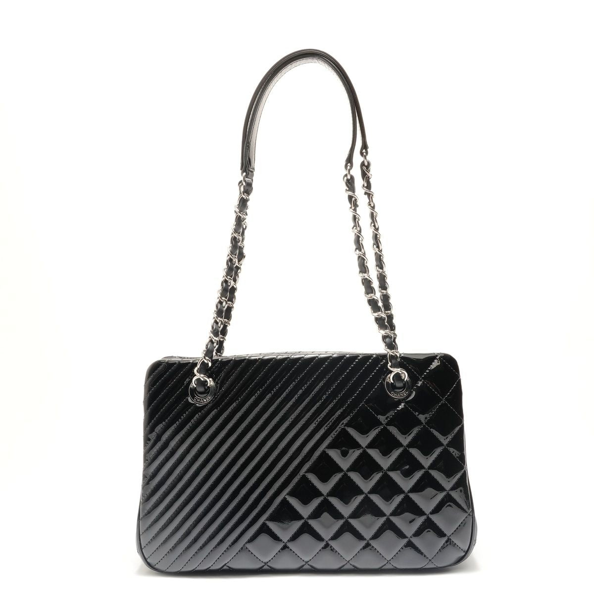 Chanel Shoulder Bag Coco Boy Patent Leather — view 2