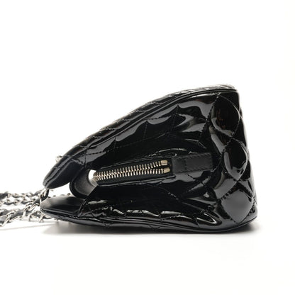 Chanel Shoulder Bag Coco Boy Patent Leather — view 3