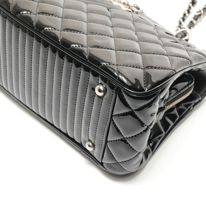 Chanel Shoulder Bag Coco Boy Patent Leather — view 6