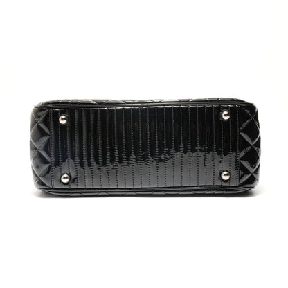 Chanel Shoulder Bag Coco Boy Patent Leather — view 7