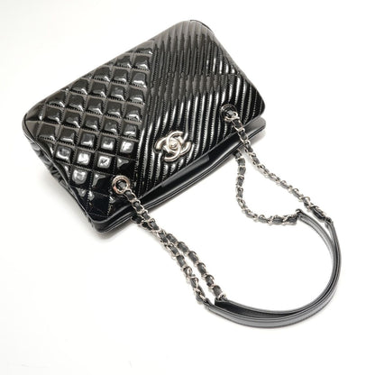Chanel Shoulder Bag Coco Boy Patent Leather — view 8