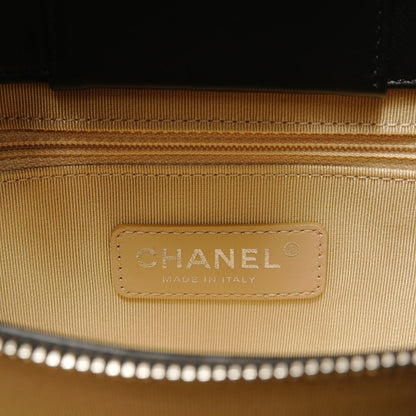 Chanel Shoulder Bag Coco Boy Patent Leather — view 9